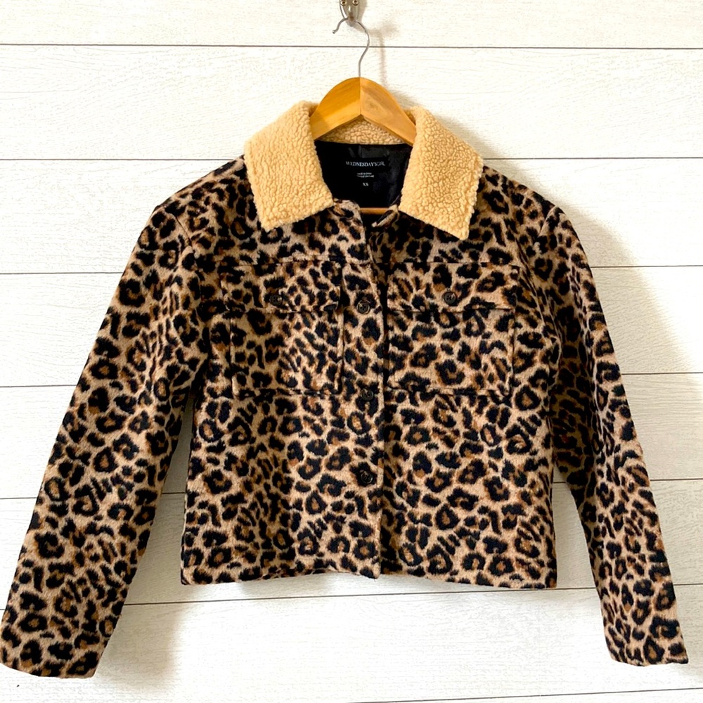 NEW Wednesday’s Girl cropped trucker jacket with teddy collar XS